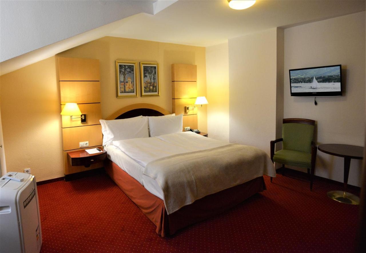 Hotel Am Kochbrunnen Wiesbaden Luaran gambar