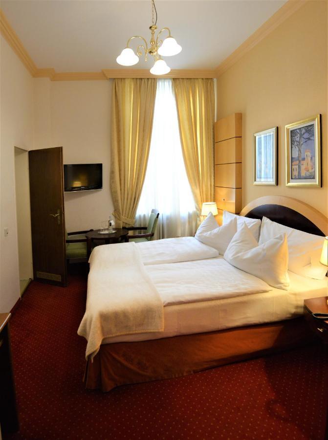 Hotel Am Kochbrunnen Wiesbaden Luaran gambar
