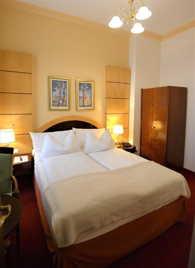 Hotel Am Kochbrunnen Wiesbaden Luaran gambar