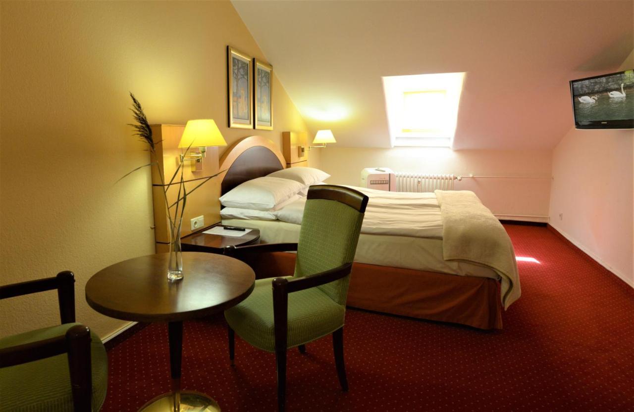 Hotel Am Kochbrunnen Wiesbaden Luaran gambar