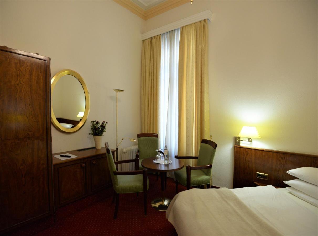 Hotel Am Kochbrunnen Wiesbaden Luaran gambar