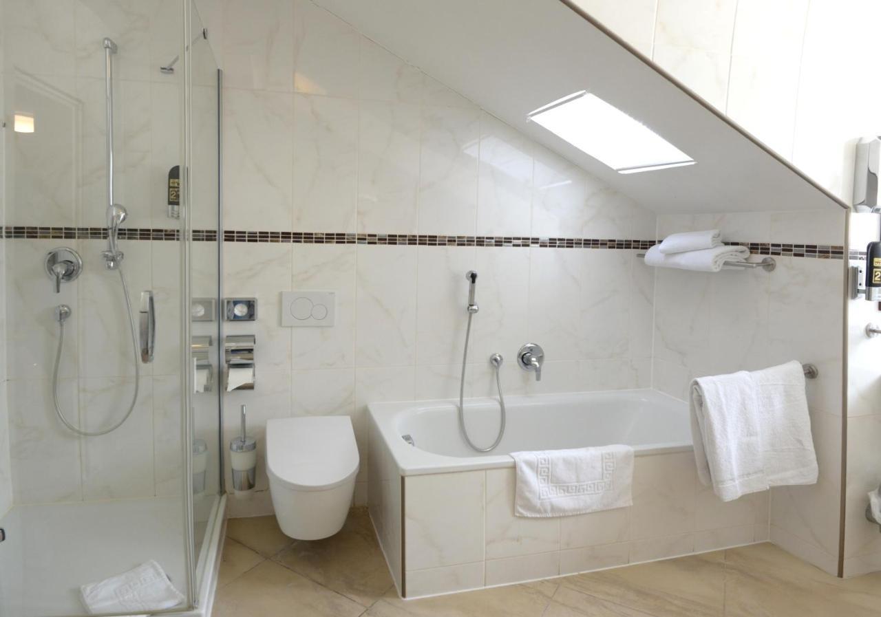 Hotel Am Kochbrunnen Wiesbaden Luaran gambar
